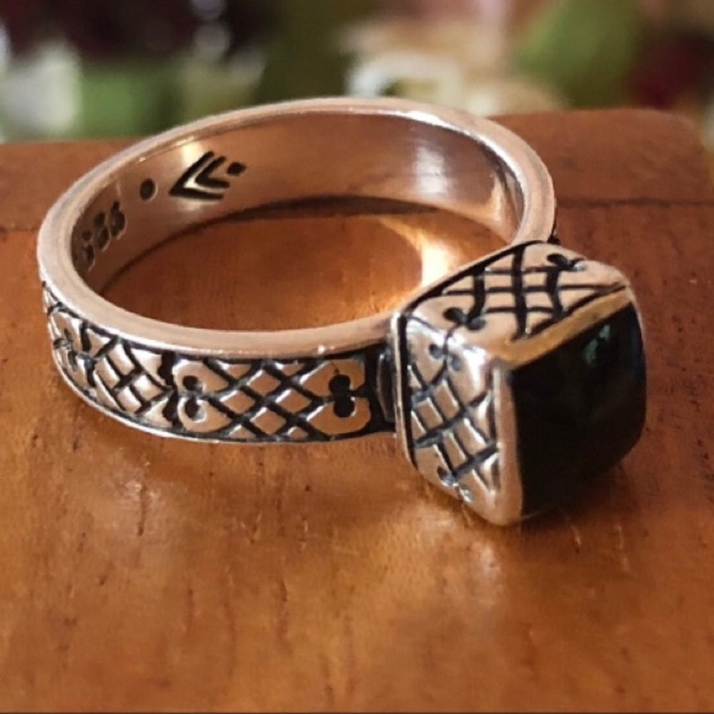 Vintage Silpada Etched Sterling Silver and Black Onyx Ring